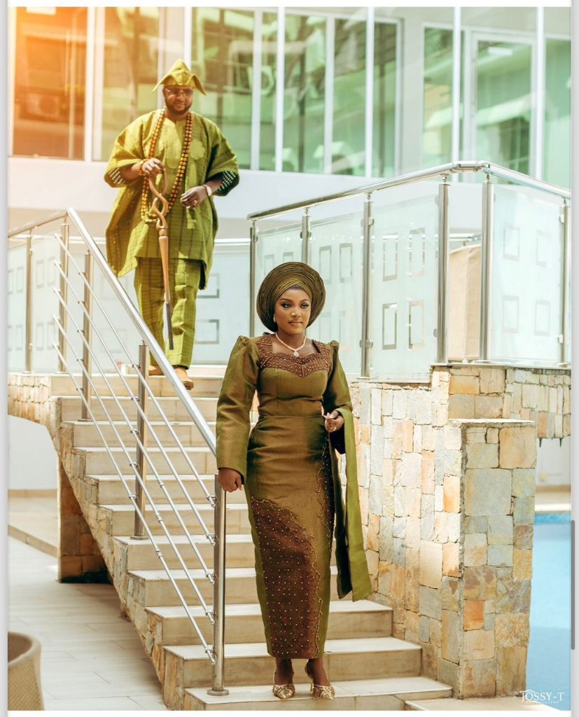 Light, elegant, and designed to celebrate the moment.