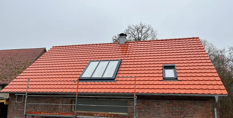 Dachfensterinstallation – Leistung von Friman Bedachungen im Kreis Lippe
