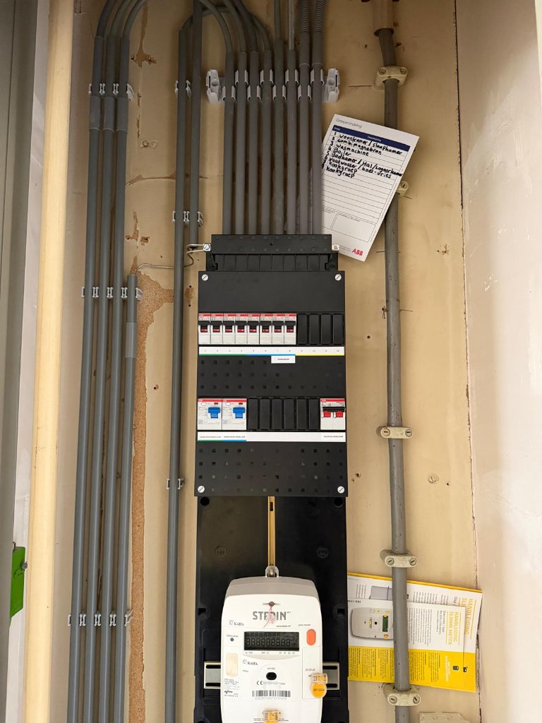 Nieuwe groepenkast geïnstalleerd door elektricien Theelektra in Dordrecht