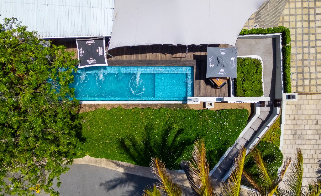 Aerial view of the Beach Wood pool deck