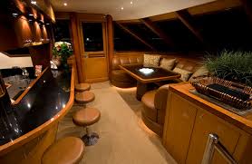 Pilothouse lounge — captain's seating area
