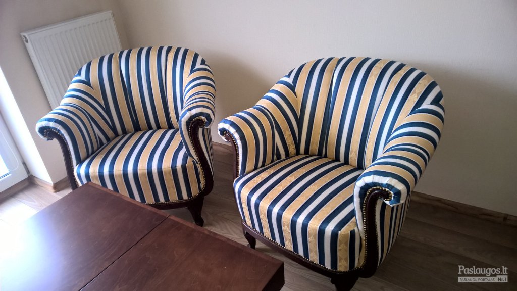 Klasikinių fotelių pora