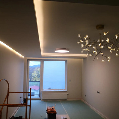 LED apšvietimas lubose