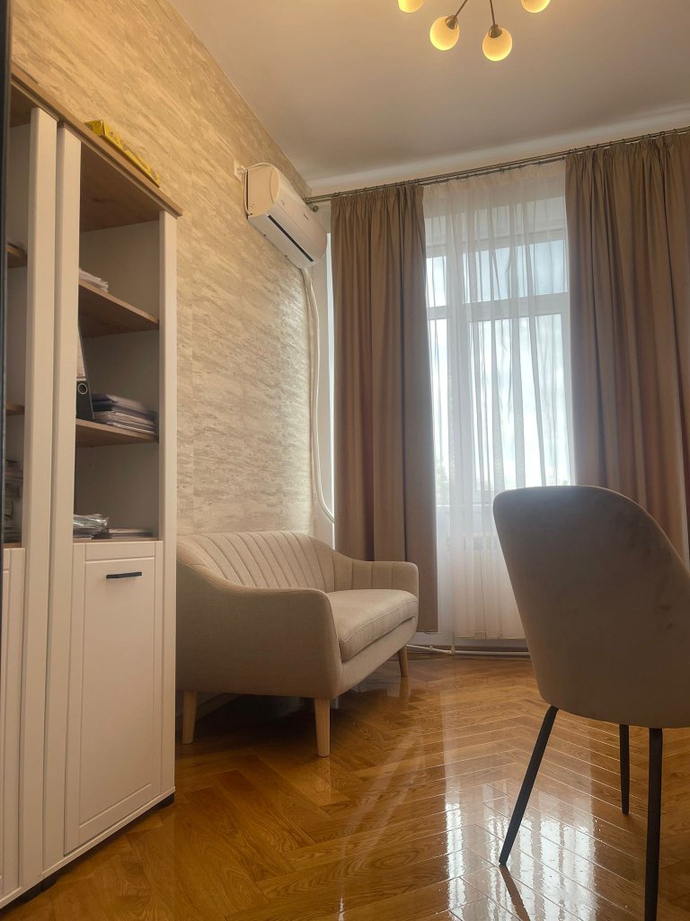Imagine 2 — interior Cabinet Psihologic
