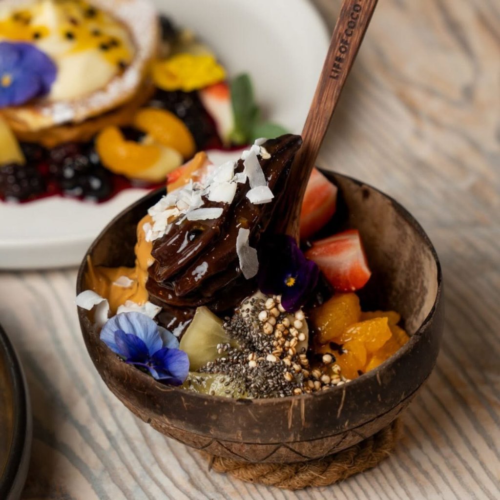 Acai bowl with superfoods at The Hideout Rosebud