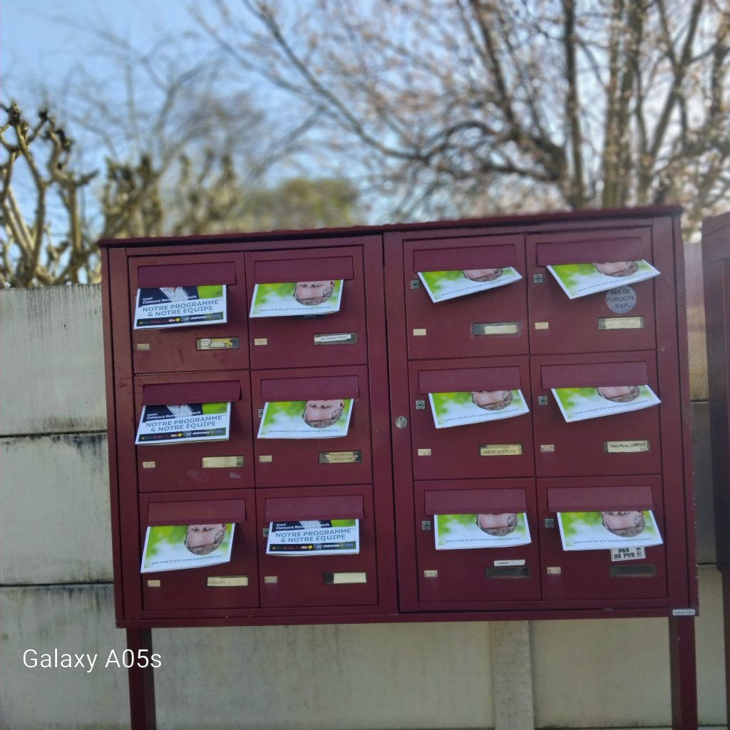 Distribution de prospectus en boîtes aux lettres — Bordeaux Métropole