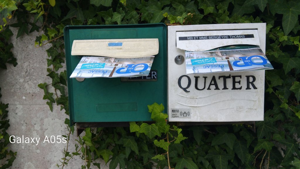 Campagne distribution BAL — flyers dans boîtes aux lettres