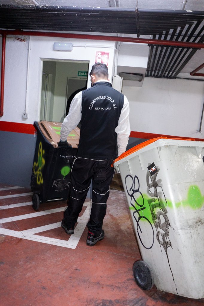 Recogida de cubos comunidad Madrid