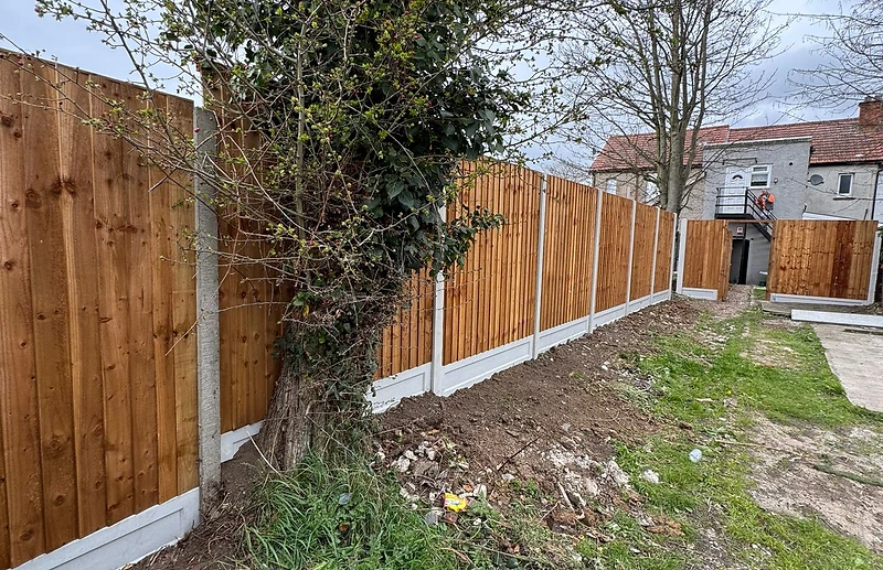 Fencing in Orpington by Rubin Constructions Ltd