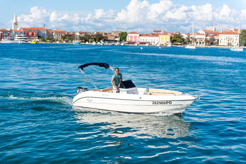 Gaia 22 Open boat for rent in Poreč, Istria – 7m motorboat with Suzuki 150HP