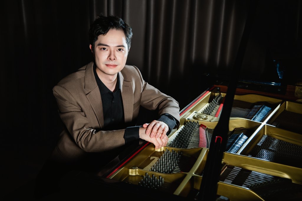Alexander Lau Shing-Ho, Pianist