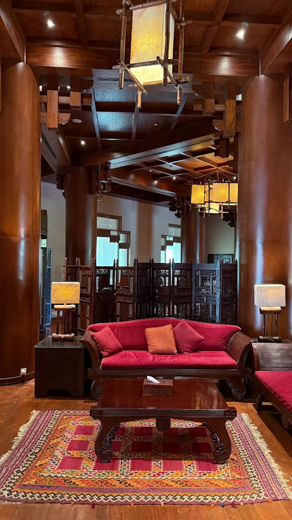 Wild Rice lounge ambiance