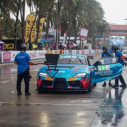 Driver debrief — Pit lane Bangsaen