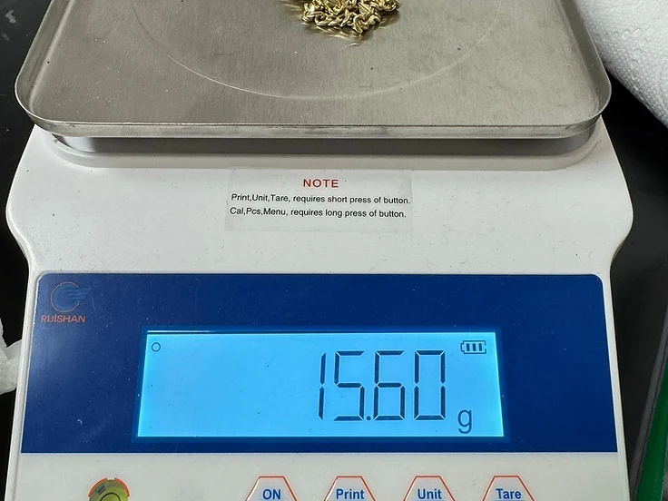 Gold Pros precision scale evaluating gold chains