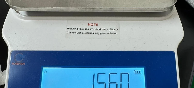 Gold Pros precision scale evaluating gold