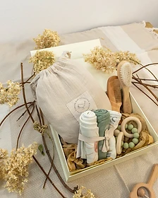 The Linen Welcome Box